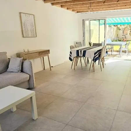 Maison De A - Quartier Casino